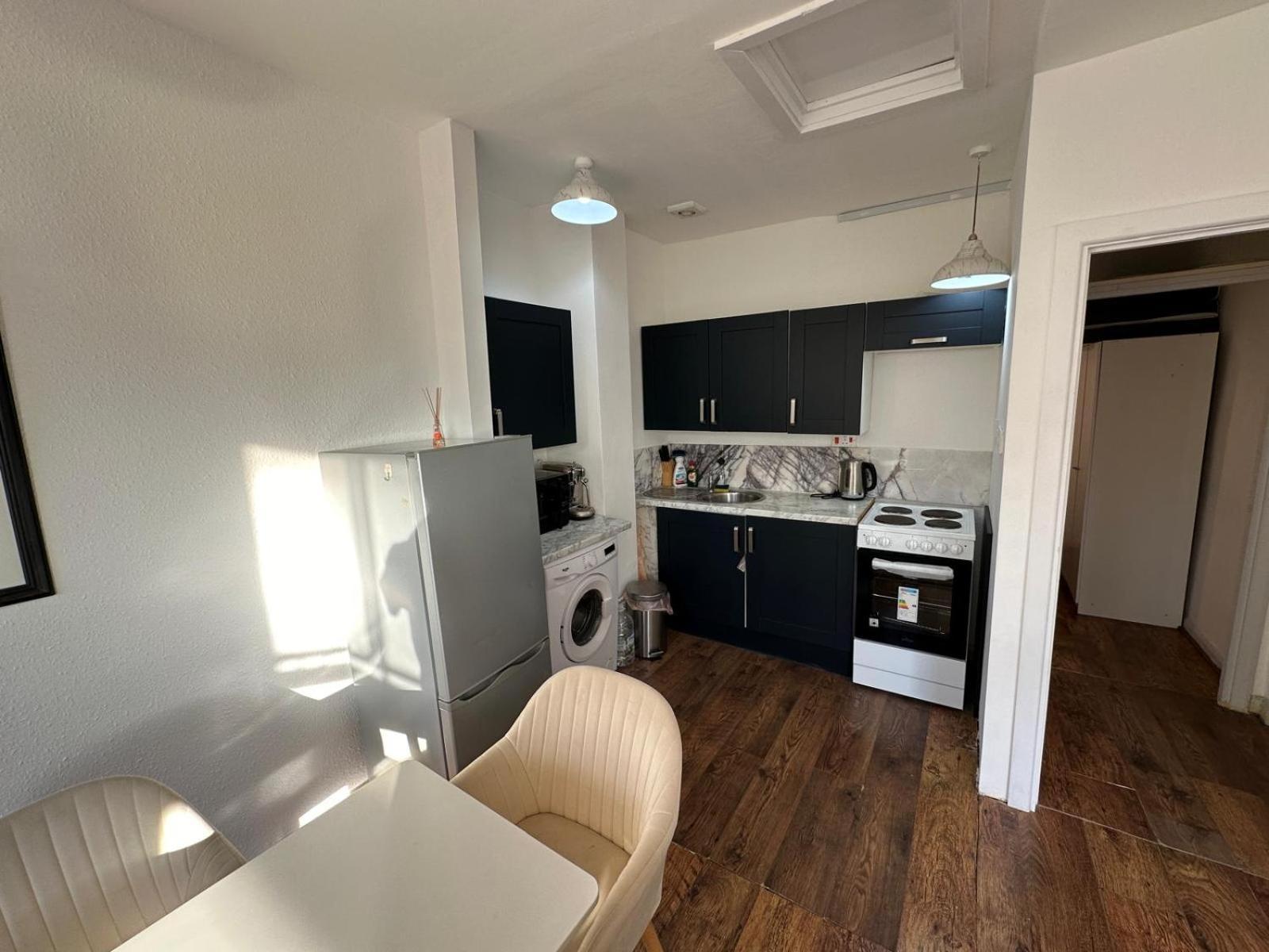 One Bed Victorian Flat,10 Min Walk To Paddington, Sleeps 4, Pet-Friendly Lägenhet London Exteriör bild